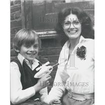 1980 Press Photo Gayle Hunnicut son Nolan The Martian chronicles