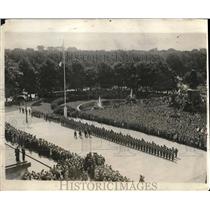1928 Press Photo President Von HIndenburg reviewing the guard of honor