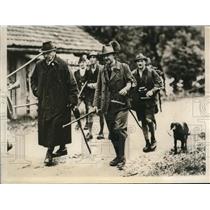 1930 Press Photo Pres. con Hindenburg of Germany hunting with friends