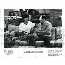 1997 Press Photo Ed O'Neill and Amanda Bearse star on Married with Children