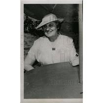 1938 Press Photo Mrs Christy Mathewson Player Window - RRW74447