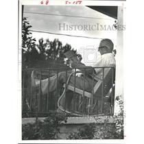1979 Press Photo Retired Washington County Employee Relaxes on Porch with Paper.