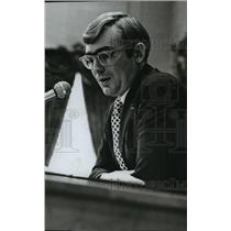 1970 Press Photo Alabama-Birmingham Attorney, John Adams speaking. - abna03991