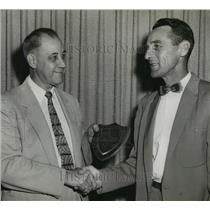 1957 Press Photo  Mountain Brook, Alabama Little League Worker Awarded Plaque