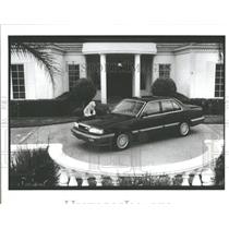 1990 Press Photo Mazda models vehicles global sales