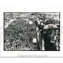 1983 Press Photo Bud 500 Crowd, automobile races in Cleveland - cvb38664