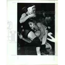 Press Photo Southview's Jose Mendez and Elyria's Matt Hemlinger wrestles