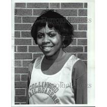 1989 Press Photo Yohlanda Golston, Collinwood High track runner - cvb49181