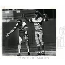 1986 Press Photo im Hulett and Ozzie Guillen-Sox baseball players - cvb50461