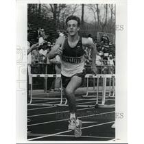 1991 Press Photo Brad Schaser-Wickliffe High runner - cvb51044