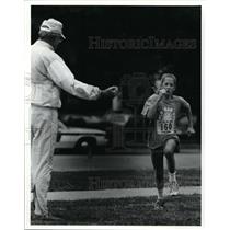 1991 Press Photo 12 year old Angela Serrani of Olmsted Falls ran 6.2K relay