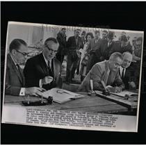 1966 Press Photo Lyndon Baines Johnson President