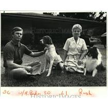 1986 Press Photo Maurice and Deborah Bahm with their Two Dogs, Louisiana