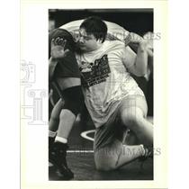 1995 Press Photo John Culver, Jesuit Wrestler at Practice - nos09175