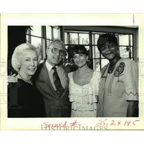 1994 Press Photo Participants at Heart Association party - noa96378