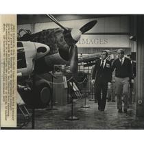 1978 Press Photo Martin Schreiber and Paul Poberezny aircraft museum Milwaukee