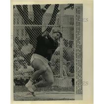 1964 Press Photo Hal Connolly, makes hammer throw at Olympic Trials in New York