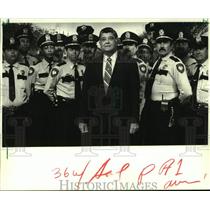 1988 Press Photo Sal Lentini, Kenner's Police Chief with some of his officers