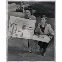 1958 Press Photo Chicago Public School Science Fair Boy - RRX61083