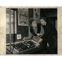 1966 Press Photo Mrs. Josephine Swift and Ms. Virginia - RRW90211