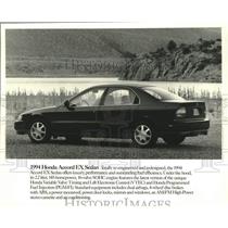 1993 Press Photo 1994 Honda Accord EX Sedan - mjc40061