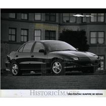 1995 Press Photo Pontiac Sunfire SE Sedan - RRW62269