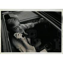 1992 Press Photo Man Car Cell Phone - RRW70161