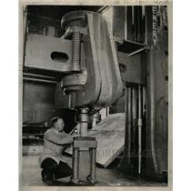 1944 Press Photo Technological Inst University Evanston - RRW24277