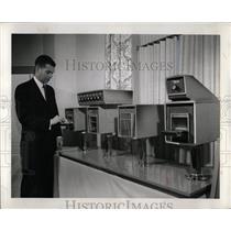 1963 Press Photo Motorola solid-state electronic Data S - RRW90441