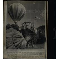 1973 Press Photo Balloon Race Liftoff Sandy Point Park