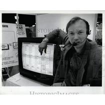 1992 Press Photo Applied Financial Trading Computer - RRW89409
