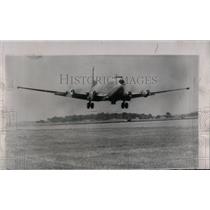1958 Press Photo C124 Globemaster takes off - RRW69315