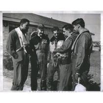 1952 Press Photo Saul Pett Otis Air Force Base Cape Cod - RSC52569