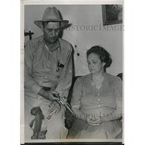 1939 Press Photo Pryor, Okla Co jailer Claude McCracken & his wife Ethel