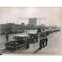 1936 Press Photo Chicago Cars Waiting in Line for Compulsory Auto Testing