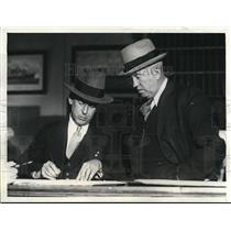 1931 Press Photo San Francisco Willard Long & Inspector Desmond