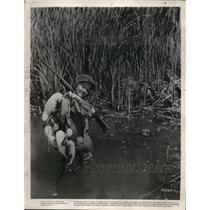 1937 Press Photo Actress Jane Bryan out duck hunting