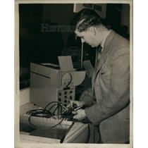 1952 Press Photo Symposium of Electronic Instruments - KSB54761