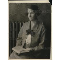 1925 Press Photo Pauline Pogdan Aking for Divorce