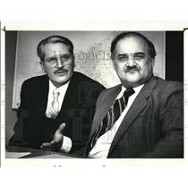 1987 Press Photo Jerome Oberstar & Peter Mahovlich award winning Police Officers