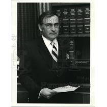 1984 Press Photo Andrew J Michael Akron Attorney sue sic Akron Area Banks