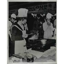 1935 Press Photo Children Cooks Competing in Paris