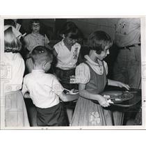 1965 Press Photo Garfield School Mentor - nee05569