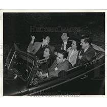 1942 Press Photo Hitler Helper Joyriders in Car - nee20104