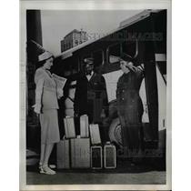 1947 Press Photo Luggage Inspection To Check Weight Limits - nee23961