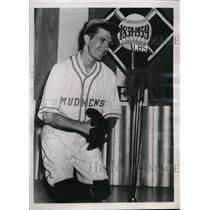 1939 Vintage Press Photo handicap player Jimmy Hill of Muncie Mudhens