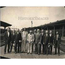 1925 Press Photo General Perahing and aides, Joseph Crew, Secy Kellogg