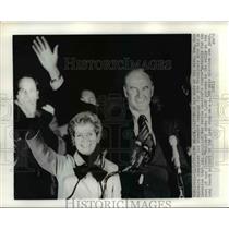 1972 Press Photo Senator George McGovern and Wife in Long Beach, California