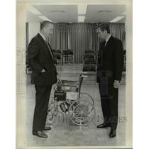 1971 Press Photo motorized wheel chair under NASA Dr Howard Rusk - nee58825