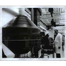1966 Press Photo Military Communications Satellite Spins at 185 RPM in Test